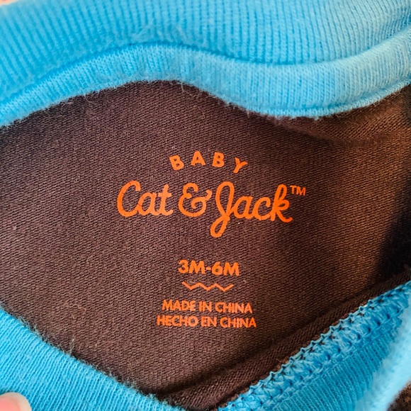 2 baby rompers - Picture 2 of 6